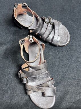 Bed Stu Maya Black and Brown Leather Sandals